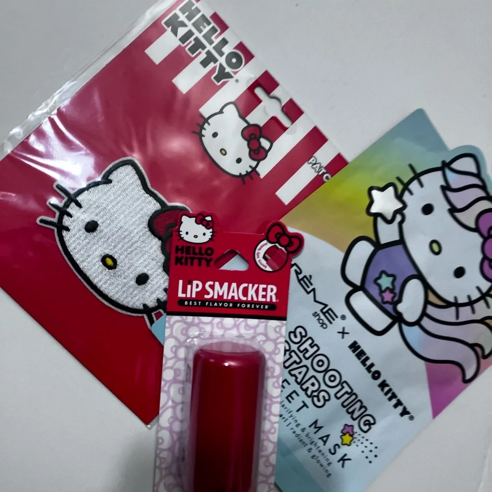 Hello Kitty Lip Smacker/Mask/Patch - Picture 9 of 9